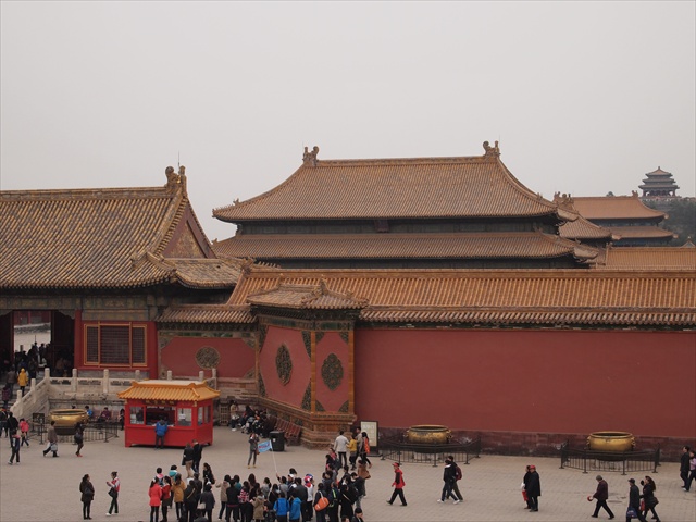 [Image: P4029100.JPG]