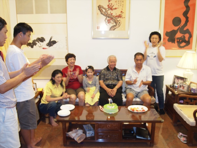 [Image: PC103776.JPG]