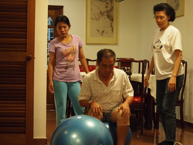 [Image: PC103794.JPG]