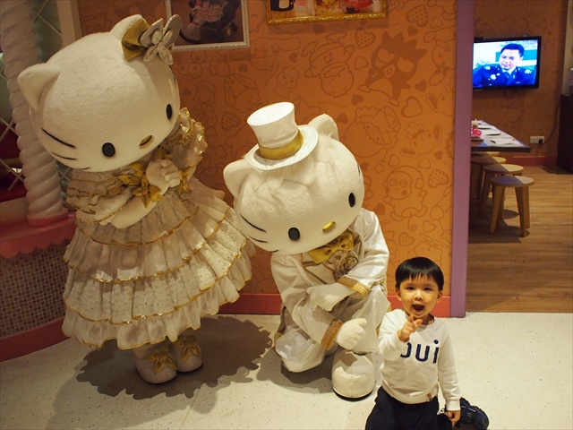 [Image: P3242061.JPG]