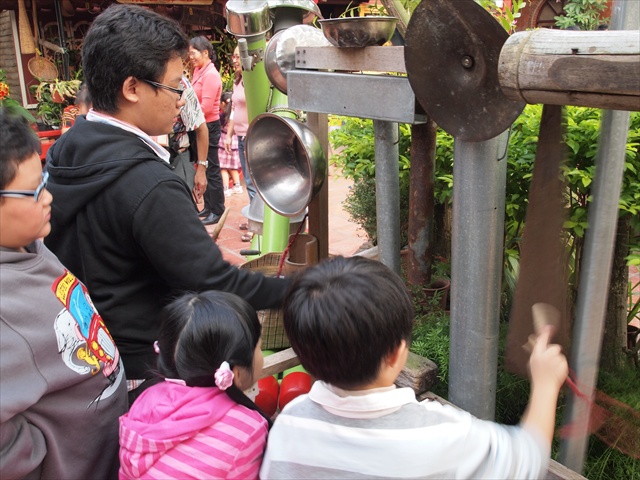 [Image: PC174859.JPG]