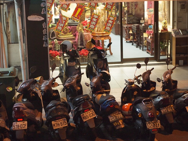 [Image: PC174984.JPG]