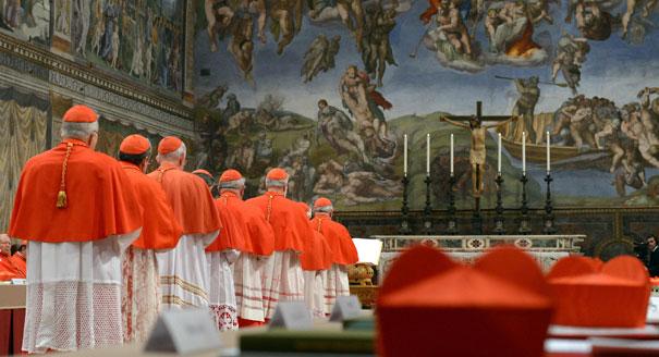 [Image: pope_slideshow_8_605.jpg]